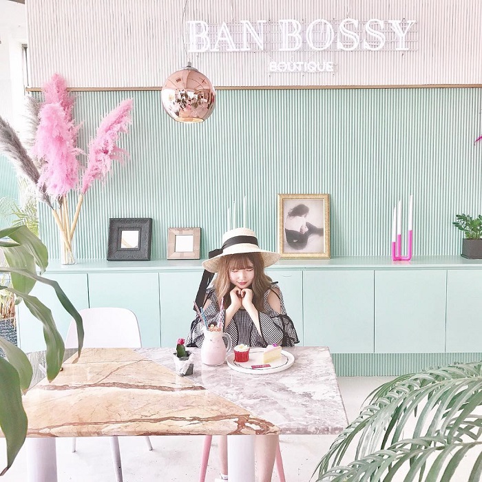 Check in Ban Bossy Boutique